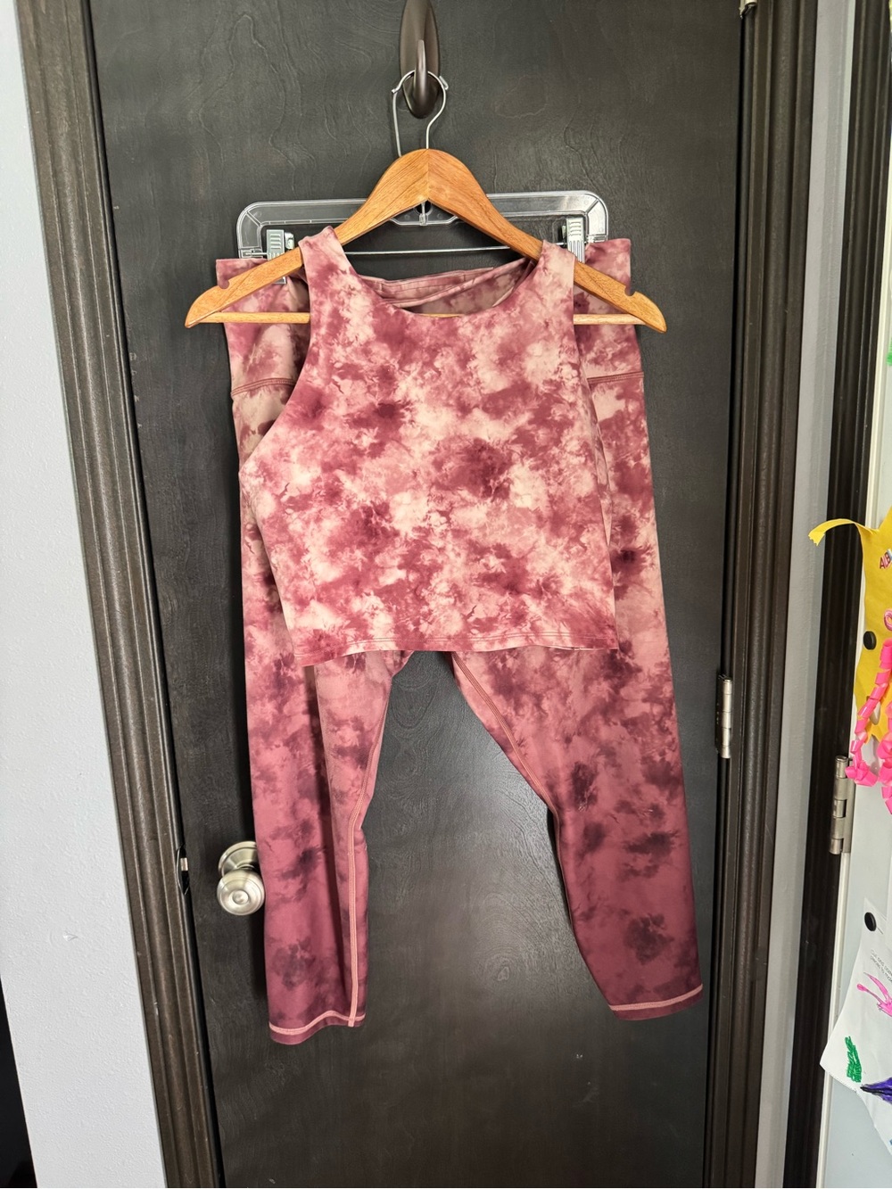 Athleta matching set Tie-Dye Two-Piece Active Set - Mauve/Pink
